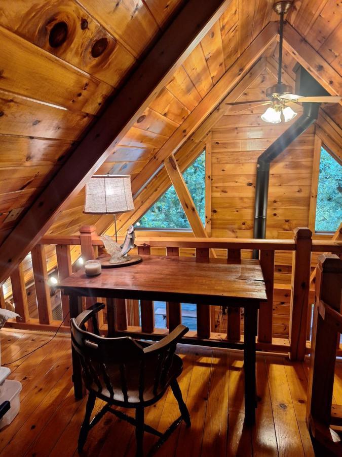 Neshannock Creekside Log Cabin Volant Exterior photo